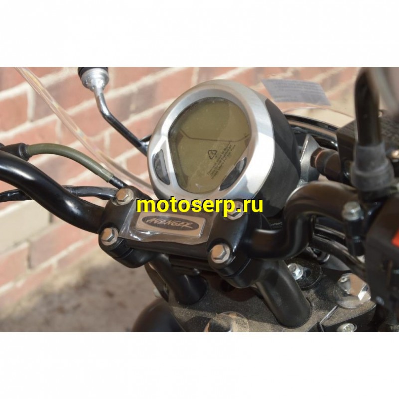 Купить  ====Мотоцикл BAJAJ Avenger Cruise White 220 DTS-i / Street 220 DTS-i с ветровым стеклом 4Т., 219.89 сс, 17"/15", возд.-масл. охлажд. (шт)  купить с доставкой по Москве и России, цена, технические характеристики, комплектация фото  - motoserp.ru