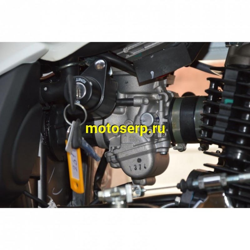 Купить  ====Мотоцикл BAJAJ Avenger Cruise White 220 DTS-i / Street 220 DTS-i с ветровым стеклом 4Т., 219.89 сс, 17"/15", возд.-масл. охлажд. (шт)  купить с доставкой по Москве и России, цена, технические характеристики, комплектация фото  - motoserp.ru