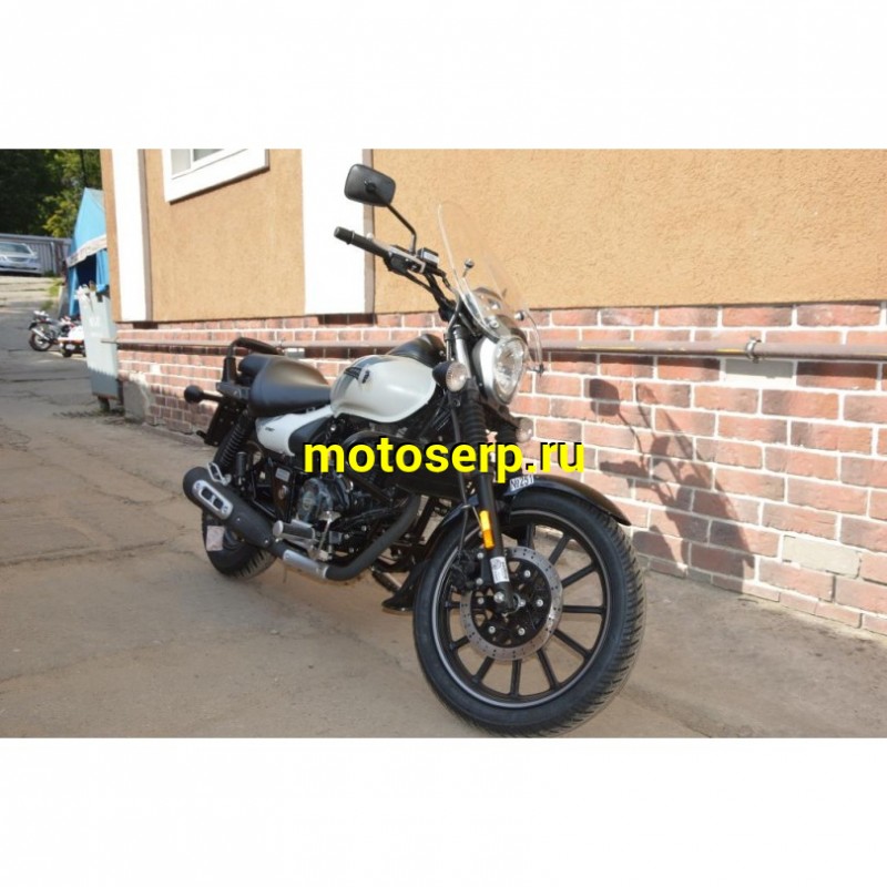 Купить  ====Мотоцикл BAJAJ Avenger Cruise White 220 DTS-i / Street 220 DTS-i с ветровым стеклом 4Т., 219.89 сс, 17"/15", возд.-масл. охлажд. (шт)  купить с доставкой по Москве и России, цена, технические характеристики, комплектация фото  - motoserp.ru
