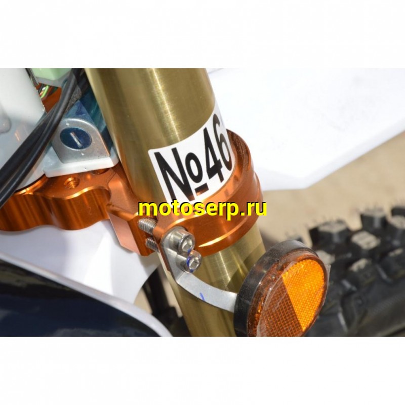 Купить  ====Мотоцикл Кросс/Эндуро AVANTIS A2 Lux (ПТС), УЦЕНКА НОВЫЙ (ржавчина на выхлопной трубе) 21/18, 172FMM, 4Т, возд. охл, (шт).  купить с доставкой по Москве и России, цена, технические характеристики, комплектация фото  - motoserp.ru