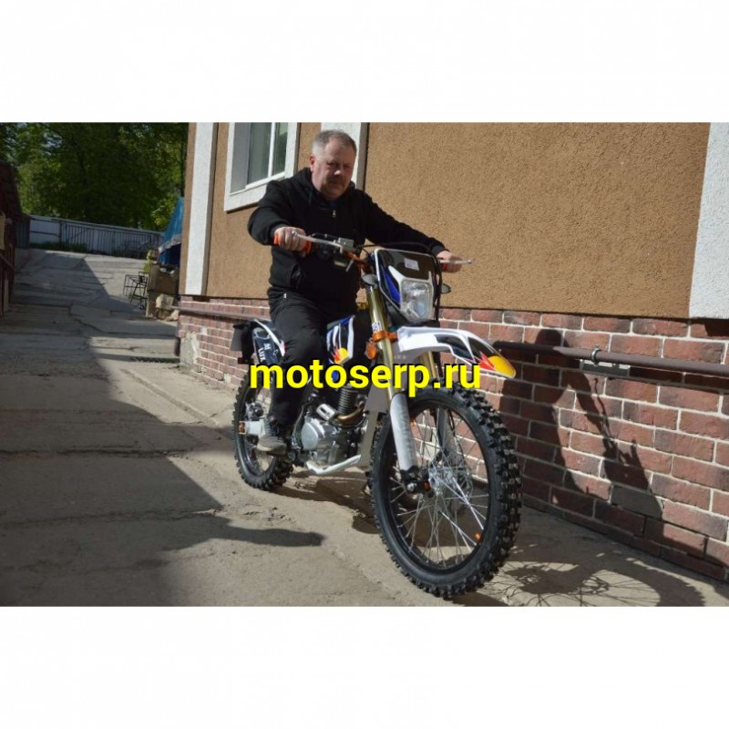 Купить  ====Мотоцикл Кросс/Эндуро AVANTIS A2 Lux (ПТС), УЦЕНКА НОВЫЙ (ржавчина на выхлопной трубе) 21/18, 172FMM, 4Т, возд. охл, (шт).  купить с доставкой по Москве и России, цена, технические характеристики, комплектация фото  - motoserp.ru