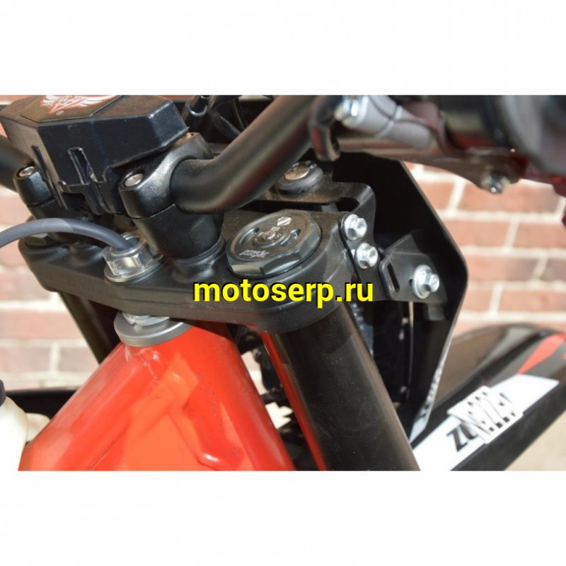 Купить  ====Мотоцикл Кросс/Эндуро ZUUM CR250 CB К8 (спортинв),  21/18, 4Т, 250cc, ZS172FMM, пластик КТМ , большой бак, вилка 48мм, карбюр, (Бер) (шт)   купить с доставкой по Москве и России, цена, технические характеристики, комплектация фото  - motoserp.ru