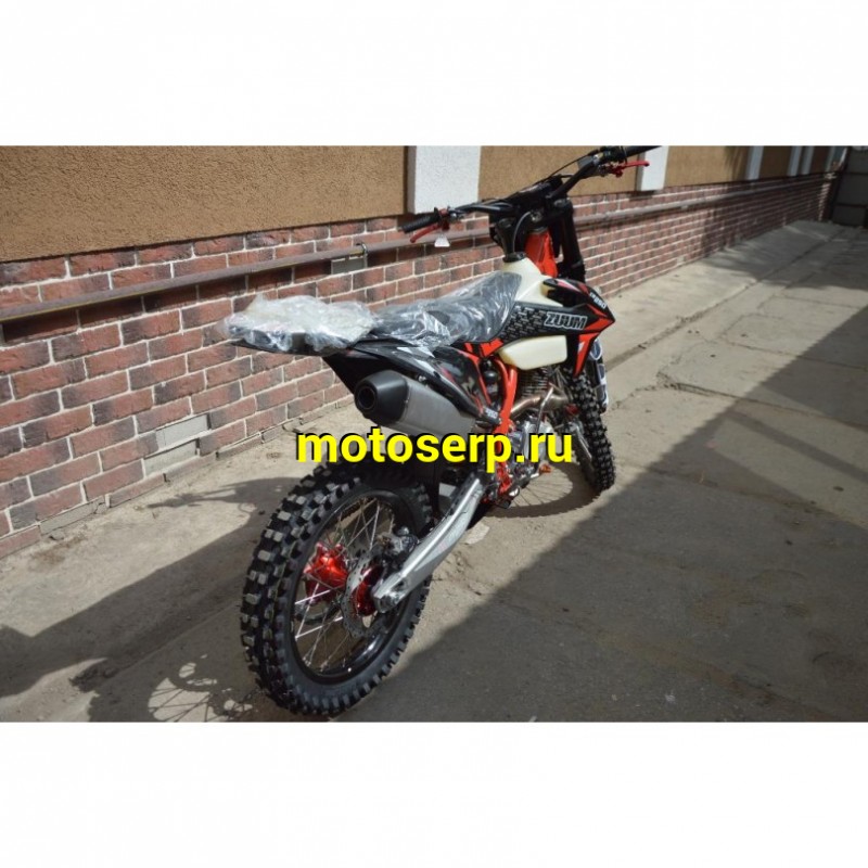 Купить  ====Мотоцикл Кросс/Эндуро ZUUM CR250 CB К8 (спортинв),  21/18, 4Т, 250cc, ZS172FMM, пластик КТМ , большой бак, вилка 48мм, карбюр, (Бер) (шт)   купить с доставкой по Москве и России, цена, технические характеристики, комплектация фото  - motoserp.ru