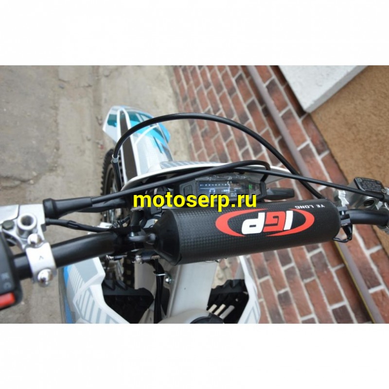 Купить  ====Мотоцикл Кросс/Эндуро Regulmoto AQUA ENDURO 250 (ПТС), 21/18, 250сс, 4-такт, 172FMM, карбюр., торм. диск/диск (Бер) (шт) купить с доставкой по Москве и России, цена, технические характеристики, комплектация фото  - motoserp.ru