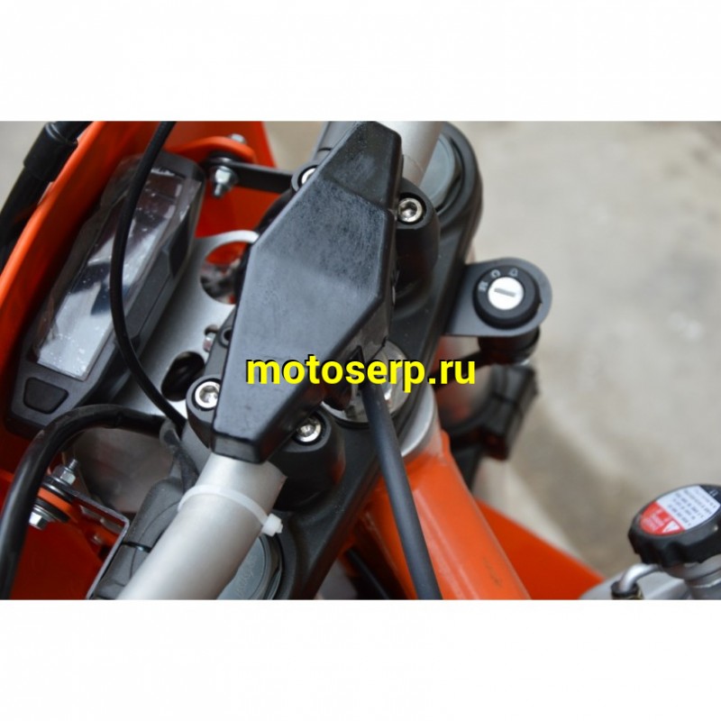 Купить  ====Мотоцикл Кросс/Эндуро ZUUMAV CBS 300 (спортинв),  21/18, 4Т, 300cc, ZS174MN-3 с баланс., жидк. охл. (шт) (ZUUMAV купить с доставкой по Москве и России, цена, технические характеристики, комплектация фото  - motoserp.ru