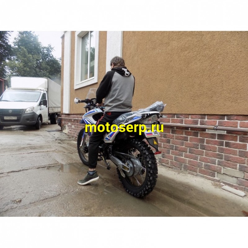 Купить  Мотоцикл внедорожный Motoland XR 250 ENDURO 172FMM (ЭПТС), 21/18, с ветровым щитком, БЕЛЫЙ (зал) (шт) (ML 14836 купить с доставкой по Москве и России, цена, технические характеристики, комплектация фото  - motoserp.ru