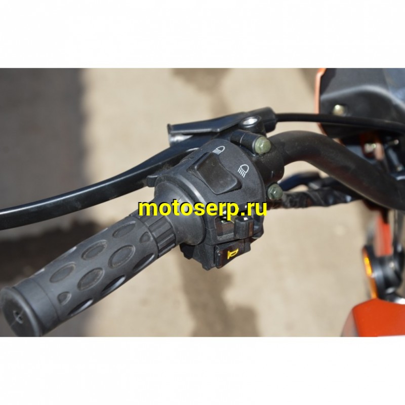 Купить  Мопед Millenium Alpha RS11 Champ  4Т; 50cc; колеса 17"литые; 4пер, эл. старт; (шт) 01250 (ТехМаркет купить с доставкой по Москве и России, цена, технические характеристики, комплектация фото  - motoserp.ru