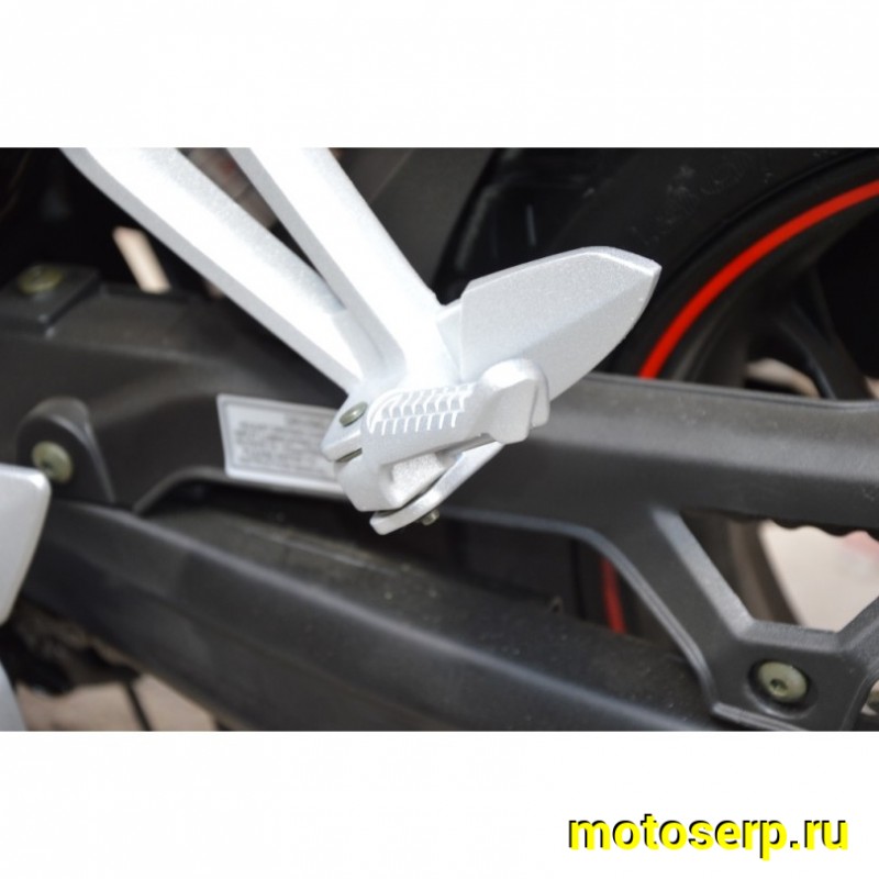 Купить  ====Мотоцикл Loncin LONCIN CR4 (ПТС) 17"/17",6КПП,возд.-масл.,баланс. вал.,(шт) (зак) (VOGE купить с доставкой по Москве и России, цена, технические характеристики, комплектация фото  - motoserp.ru