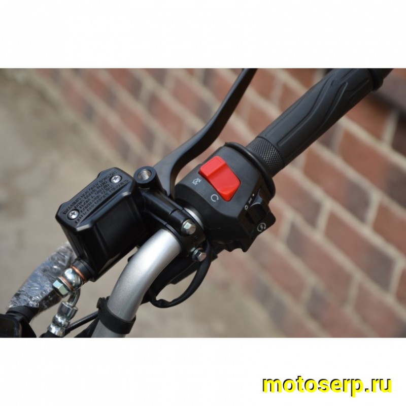 Купить  ====Мотоцикл Loncin LONCIN CR4 (ПТС) 17"/17",6КПП,возд.-масл.,баланс. вал.,(шт) (зак) (VOGE купить с доставкой по Москве и России, цена, технические характеристики, комплектация фото  - motoserp.ru