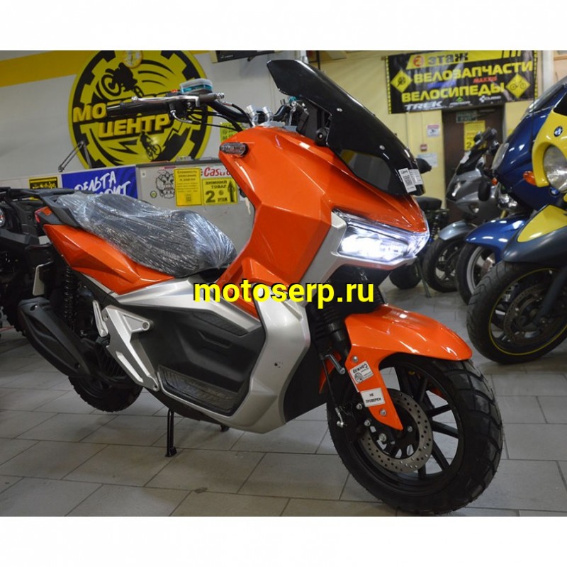 Купить  Скутер TRACER ADV 50 (Трейсер АДВ) (реплика HONDA X-ADV) 50cc  4Т, кол.13", диск./диск. (зал) (шт) 01250 (MM 47211 купить с доставкой по Москве и России, цена, технические характеристики, комплектация фото  - motoserp.ru