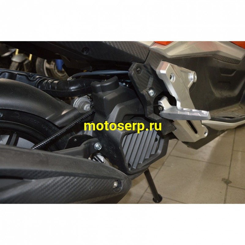 Купить  Скутер TRACER ADV 50 (Трейсер АДВ) (реплика HONDA X-ADV) 50cc  4Т, кол.13", диск./диск. (зал) (шт) 01250 (MM 47211 купить с доставкой по Москве и России, цена, технические характеристики, комплектация фото  - motoserp.ru