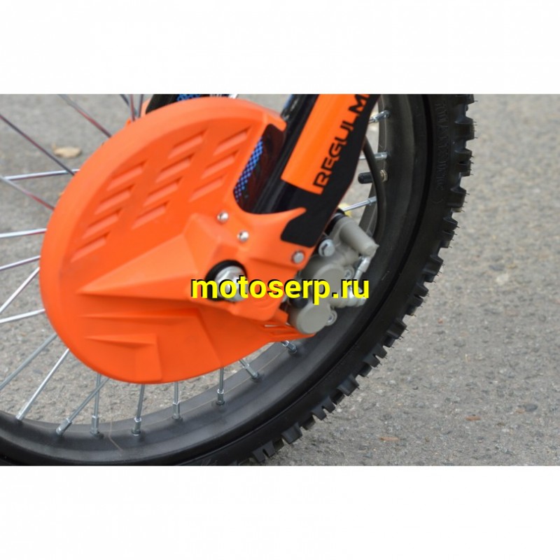 Купить  Питбайк Regulmoto SPITFIRE PRO 140 17/14  (спортинв) (шт).  купить с доставкой по Москве и России, цена, технические характеристики, комплектация фото  - motoserp.ru