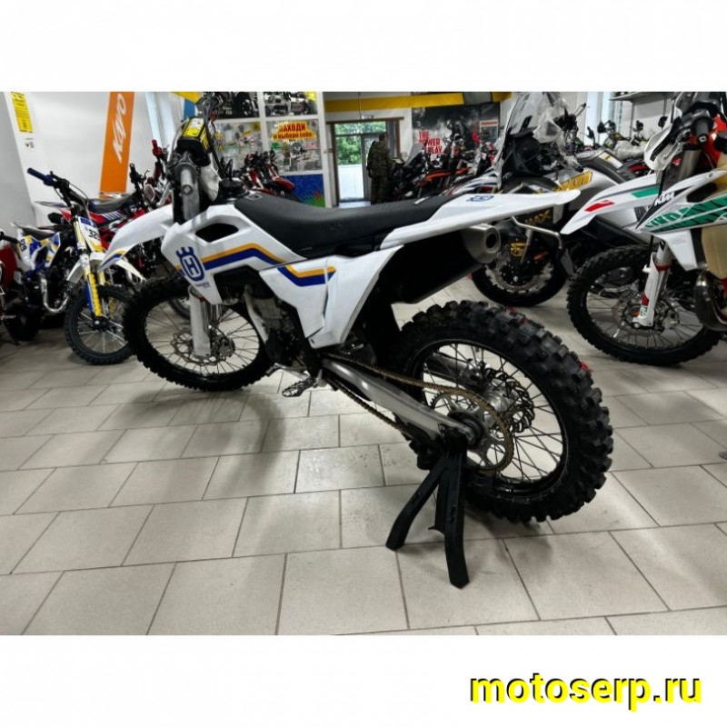 Купить  ====Мотоцикл Husqvarna FC 450  2023г. пробег 50 м.ч. оплата за наличный расчет (комиссия) купить с доставкой по Москве и России, цена, технические характеристики, комплектация фото  - motoserp.ru