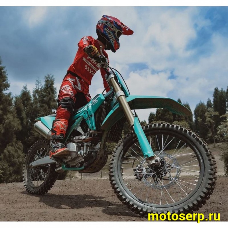 Купить  Мотоцикл Кросс/Эндуро KOVE MX250R 2026г. (спортинвент.) 250cc, 21/19, 101кг! 41л.с. (шт) купить с доставкой по Москве и России, цена, технические характеристики, комплектация фото  - motoserp.ru