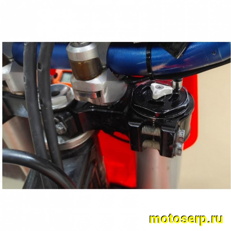 Купить  ====Мотоцикл Кросс КТМ 350 SX-F  Б/У 140м.ч. 2017 г, лайтовое использование, ни разу не вскрывался!! состояние отличное (шт) купить с доставкой по Москве и России, цена, технические характеристики, комплектация фото  - motoserp.ru