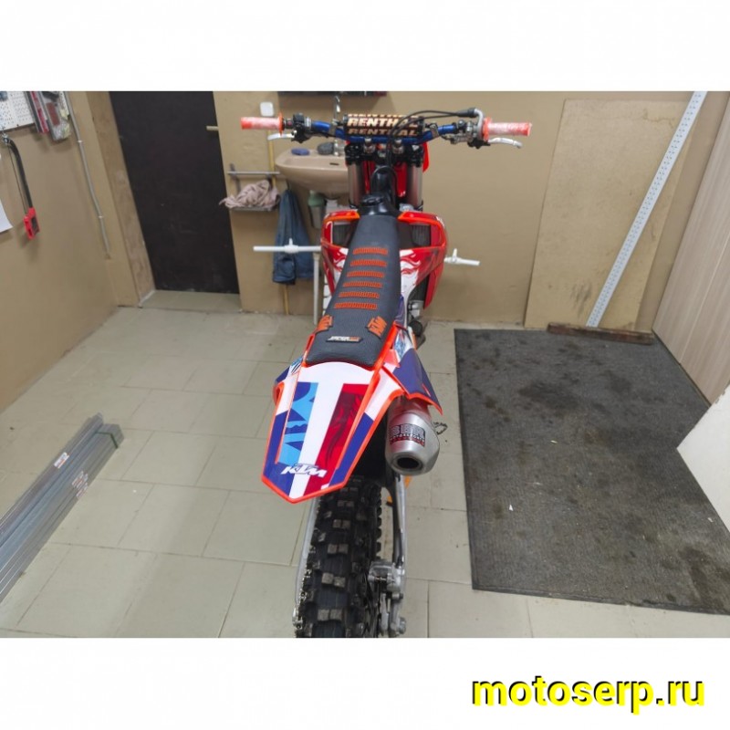 Купить  ====Мотоцикл Кросс КТМ 350 SX-F  Б/У 140м.ч. 2017 г, лайтовое использование, ни разу не вскрывался!! состояние отличное (шт) купить с доставкой по Москве и России, цена, технические характеристики, комплектация фото  - motoserp.ru