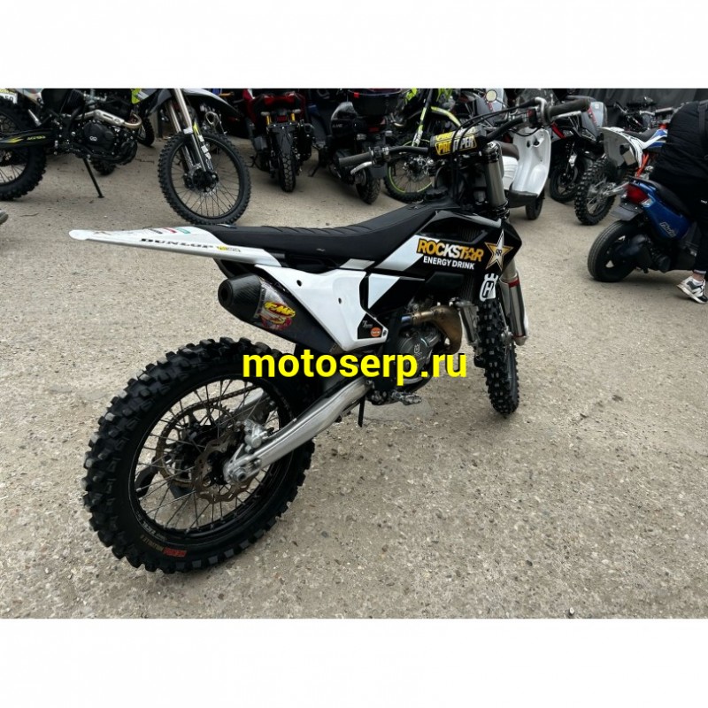 Купить  Мотоцикл Husqvarna FC450, 2023г., 63м/ч (шт) купить с доставкой по Москве и России, цена, технические характеристики, комплектация фото  - motoserp.ru