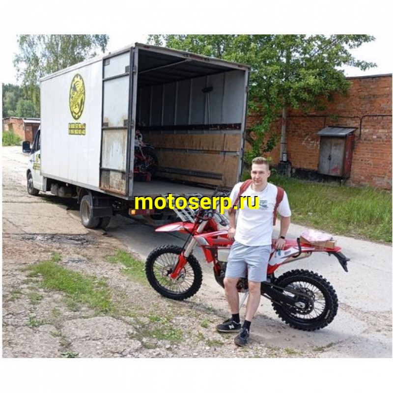 Купить  Мотоцикл Кросс/Эндуро Regulmoto Holeshot Red Edition 175FMM-5PR (спортинв) 300cc балан.,6КПП, 4V,подв. сж/отб KKE 2катр. 47мм  (2025г.)  (шт) купить с доставкой по Москве и России, цена, технические характеристики, комплектация фото  - motoserp.ru