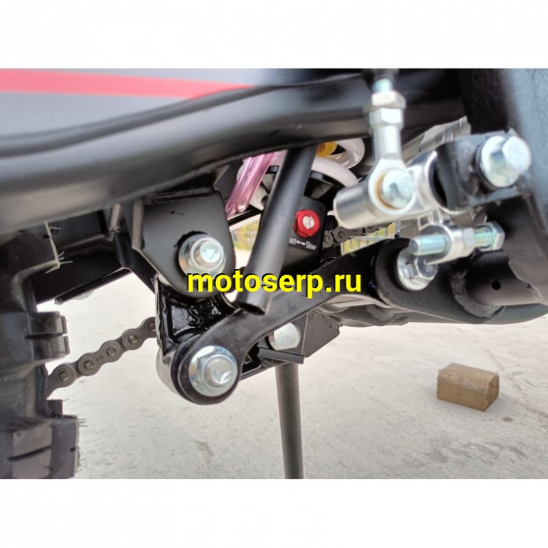 Купить  Мотоцикл Кросс/Эндуро Regulmoto CR-Z 350 (ЭПТС) 21/18, Gear 6, (NB350)  350сс, 4Т, Красный/черный (шт)  купить с доставкой по Москве и России, цена, технические характеристики, комплектация фото  - motoserp.ru