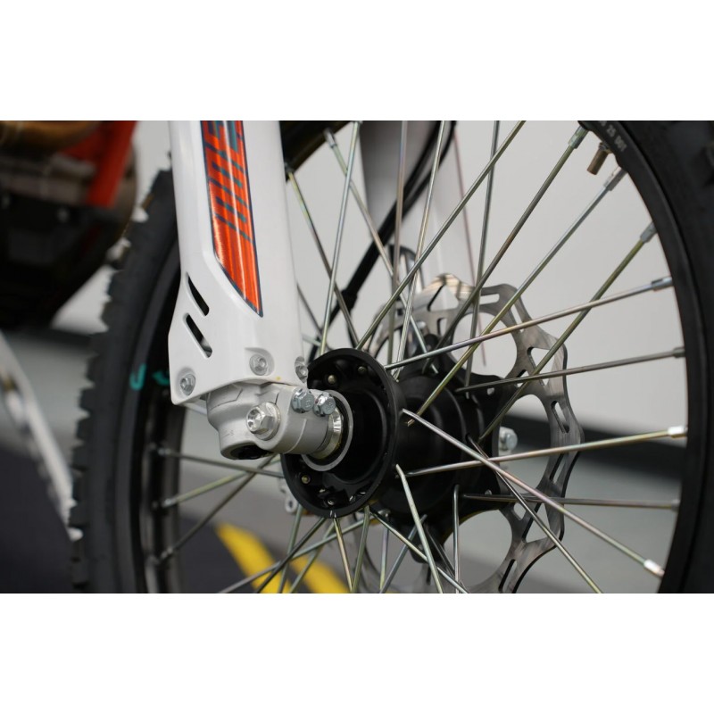 Купить  Мотоцикл Кросс/Эндуро Loncin X-Spurs 300L (YBS300) 4Т, карб., охл. жидк., 21"/18" (шт) купить с доставкой по Москве и России, цена, технические характеристики, комплектация фото  - motoserp.ru