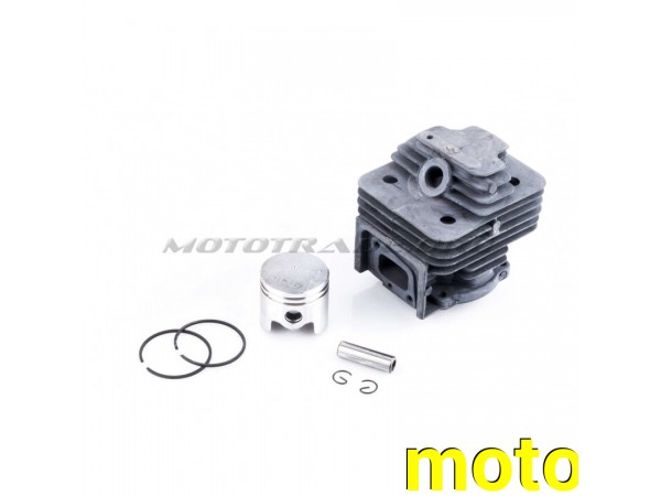 Купить  Поршневая мотокосы (ЦПГ)   1E40F-5   (&Oslash;40)   (чёрная)   (уценка mod:A) (MT C-2211 купить с доставкой по Москве и России, цена, технические характеристики, комплектация фото  - motoserp.ru