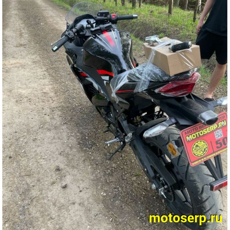 Купить  Мопед YAMASAKI SCORPION RS 2025г. рестайлинг, 4Т; 50cc; колеса 17"литые; 4пер, эл. старт; ЧЕРНЫЙ (шт) 01250 купить с доставкой по Москве и России, цена, технические характеристики, комплектация фото  - motoserp.ru