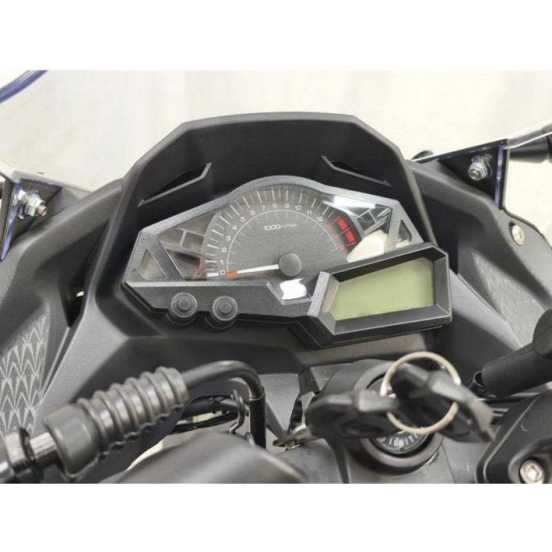 Купить  Мопед YAMASAKI SCORPION RS рестайлинг,  2025г. 4Т; 50cc; колеса 17"литые; 4пер, эл. старт;  (шт) 01250 купить с доставкой по Москве и России, цена, технические характеристики, комплектация фото  - motoserp.ru