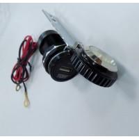 motoserp.ru - Прикуриватель для мотоцикла с USB входом и часами на крышке (без гнезда прикуревателя)  (шт) (MM 94088 - МотоВелоЦентр г.Серпухов