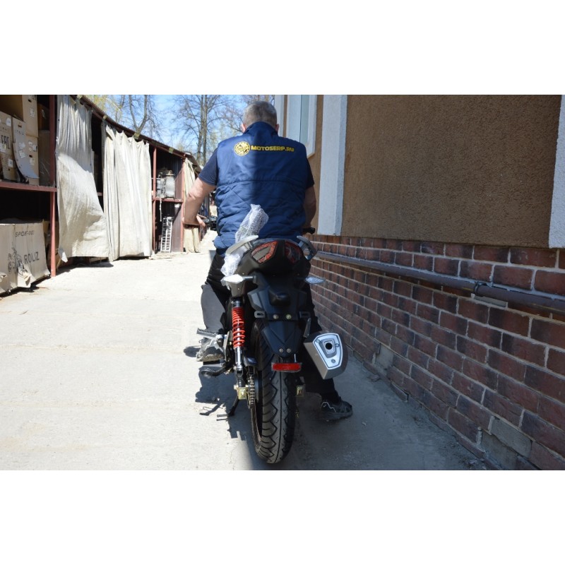 Купить  Мотоцикл Motoland FLASH 200 200cc КПП 5ск., диск/барабан, 17"/17" кл. (шт) (зак) (ML 5493 купить с доставкой по Москве и России, цена, технические характеристики, комплектация фото  - motoserp.ru