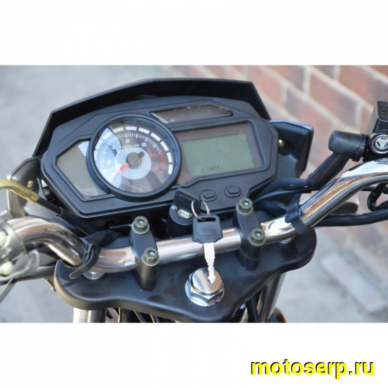 Купить  Мотоцикл Motoland FLASH 200 200cc КПП 5ск., диск/барабан, 17"/17" кл. (шт) (зак) (ML 5493 купить с доставкой по Москве и России, цена, технические характеристики, комплектация фото  - motoserp.ru