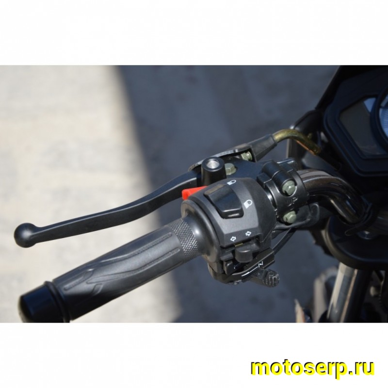 Купить  Мотоцикл Motoland FLASH 200 200cc КПП 5ск., диск/барабан, 17"/17" кл. (шт) (зак) (ML 5493 купить с доставкой по Москве и России, цена, технические характеристики, комплектация фото  - motoserp.ru