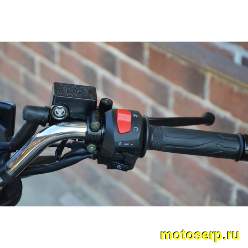 Купить  Мотоцикл Motoland FLASH 200 200cc КПП 5ск., диск/барабан, 17"/17" кл. (шт) (зак) (ML 5493 купить с доставкой по Москве и России, цена, технические характеристики, комплектация фото  - motoserp.ru