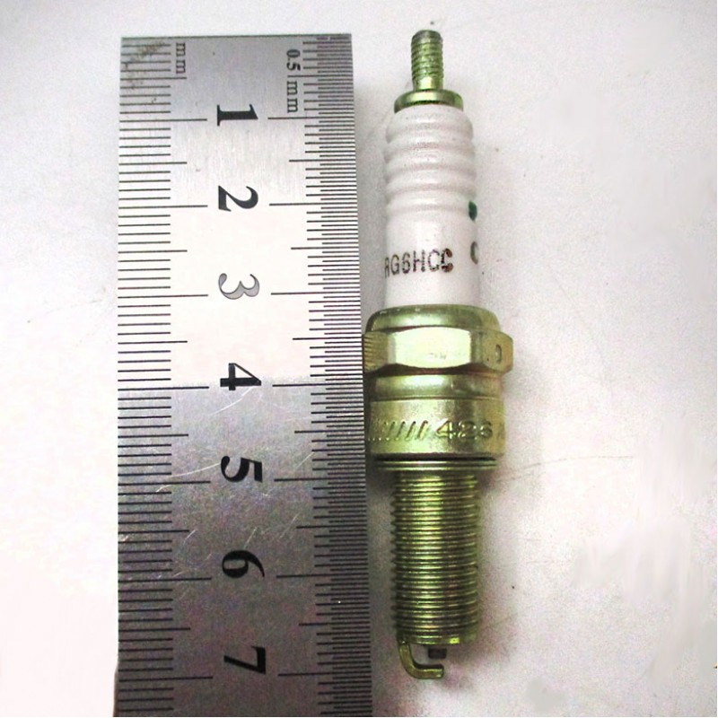 Купить  Свеча зажигания ( 6) RG6HC (малая) AS200, NS200, Avenger,DOMINAR (шт) (Bajaj DK111028 купить с доставкой по Москве и России, цена, технические характеристики, комплектация фото  - motoserp.ru