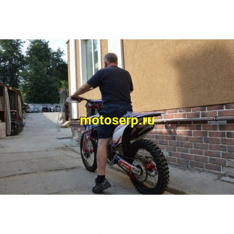 Купить  ====Мотоцикл Кросс/Эндуро BSE M2-250 (спортивн), 21/18,177MM, 4т, 250cc, жидк. охлажд, ALL рама, 1 глушитель (2021) (шт) купить с доставкой по Москве и России, цена, технические характеристики, комплектация фото  - motoserp.ru