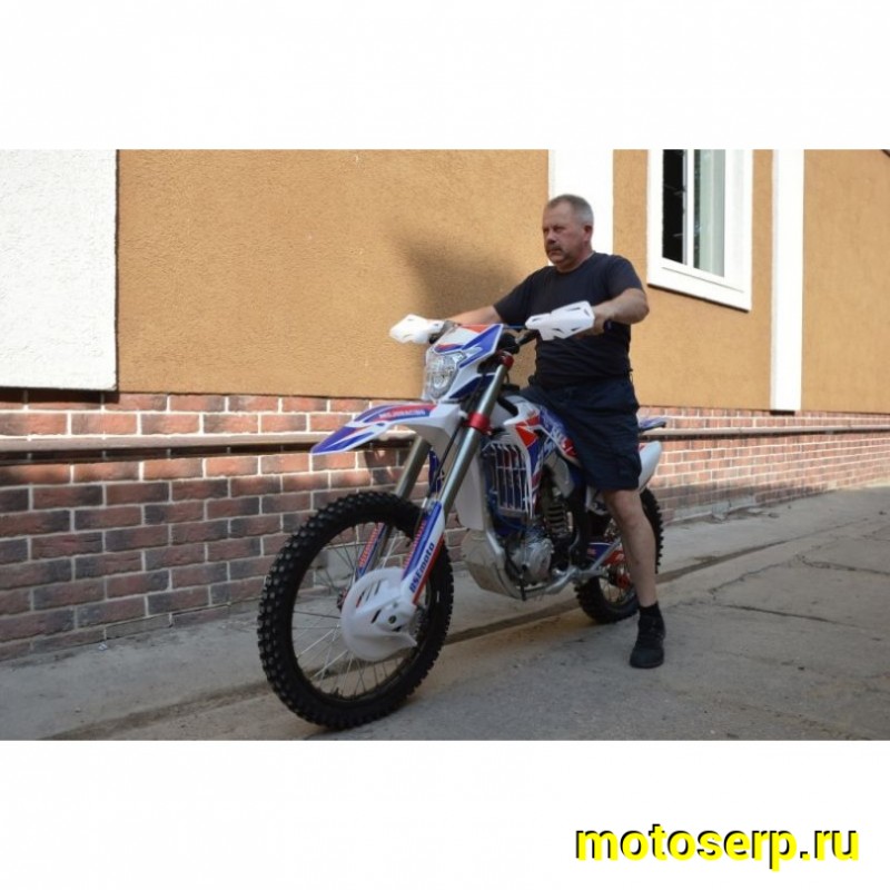 Купить  ====Мотоцикл Кросс/Эндуро BSE M2-250 (спортивн), 21/18,177MM, 4т, 250cc, жидк. охлажд, ALL рама, 1 глушитель (2021) (шт) купить с доставкой по Москве и России, цена, технические характеристики, комплектация фото  - motoserp.ru