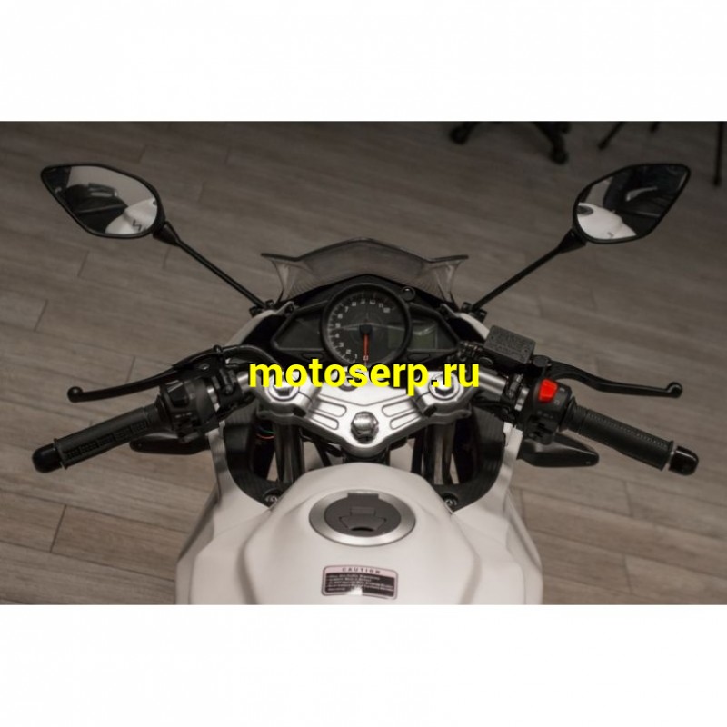 Купить  ====Мотоцикл LIFAN LF200-10P (Лифан 200-10Р),200сс,4-такт.,инжект.,водян.охл.,6 перед.,кол.17"/17" (шт) купить с доставкой по Москве и России, цена, технические характеристики, комплектация фото  - motoserp.ru