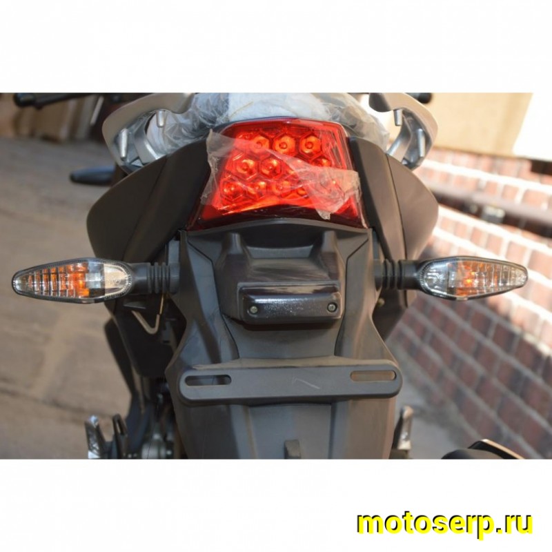 Купить  ====Мотоцикл LIFAN LF200-10P (Лифан 200-10Р),200сс,4-такт.,инжект.,водян.охл.,6 перед.,кол.17"/17" (шт) купить с доставкой по Москве и России, цена, технические характеристики, комплектация фото  - motoserp.ru