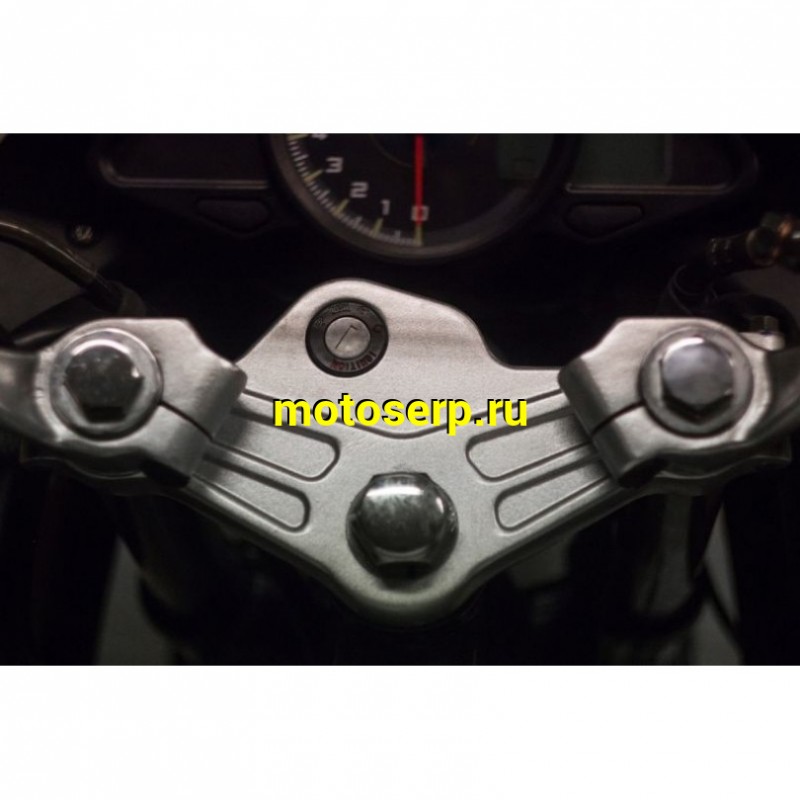 Купить  ====Мотоцикл LIFAN LF200-10P (Лифан 200-10Р),200сс,4-такт.,инжект.,водян.охл.,6 перед.,кол.17"/17" (шт) купить с доставкой по Москве и России, цена, технические характеристики, комплектация фото  - motoserp.ru