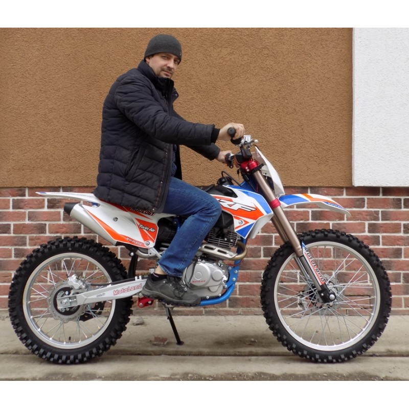 Купить  Мотоцикл Кросс/Эндуро Motoland 250 CRF Выпуск 2023г. (спортинв), 21/18,  250сс, 172FMM, 4 такт.,5 перед.,диск. торм. синий (шт) (ML 19107 (0 купить с доставкой по Москве и России, цена, технические характеристики, комплектация фото  - motoserp.ru