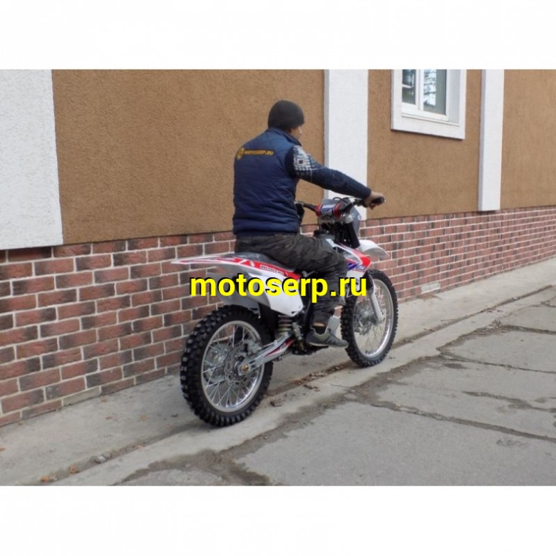 Купить  ====Кросс BSE Мотоцикл кроссовый BSE Z5-250e (спортинв), 21/18, 166FMM,  4Т, 5 перед.,возд.охл, диск.торм., фара, эл/кик стартер (шт)   купить с доставкой по Москве и России, цена, технические характеристики, комплектация фото  - motoserp.ru