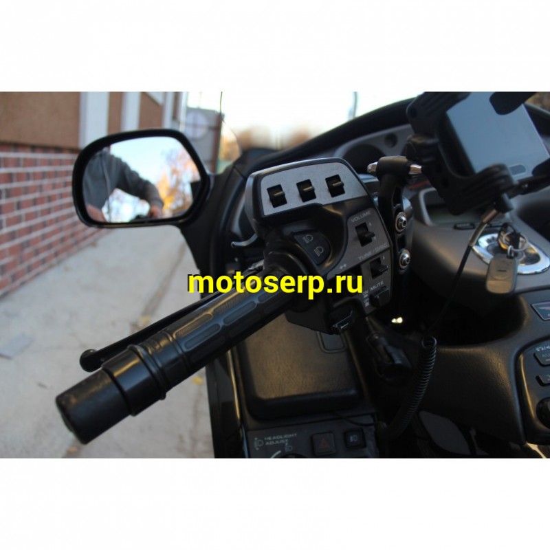 Купить  ====Мотоцикл Honda GL 1800 Gold Wing 2001г.в. 60178км с пробегом по РФ купить с доставкой по Москве и России, цена, технические характеристики, комплектация фото  - motoserp.ru