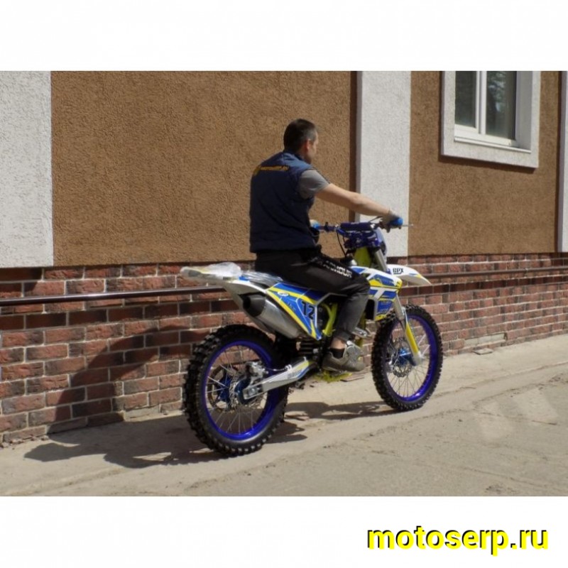 Купить  ====Мотоцикл Кросс/Эндуро Motoland XT250ST 19" (реплика Husqvarna-250), (спортинв) 21/19, 172FMM, 250сс, 4Т, 5 пер., возд.охл (Бер) (шт) (ML 12289 купить с доставкой по Москве и России, цена, технические характеристики, комплектация фото  - motoserp.ru