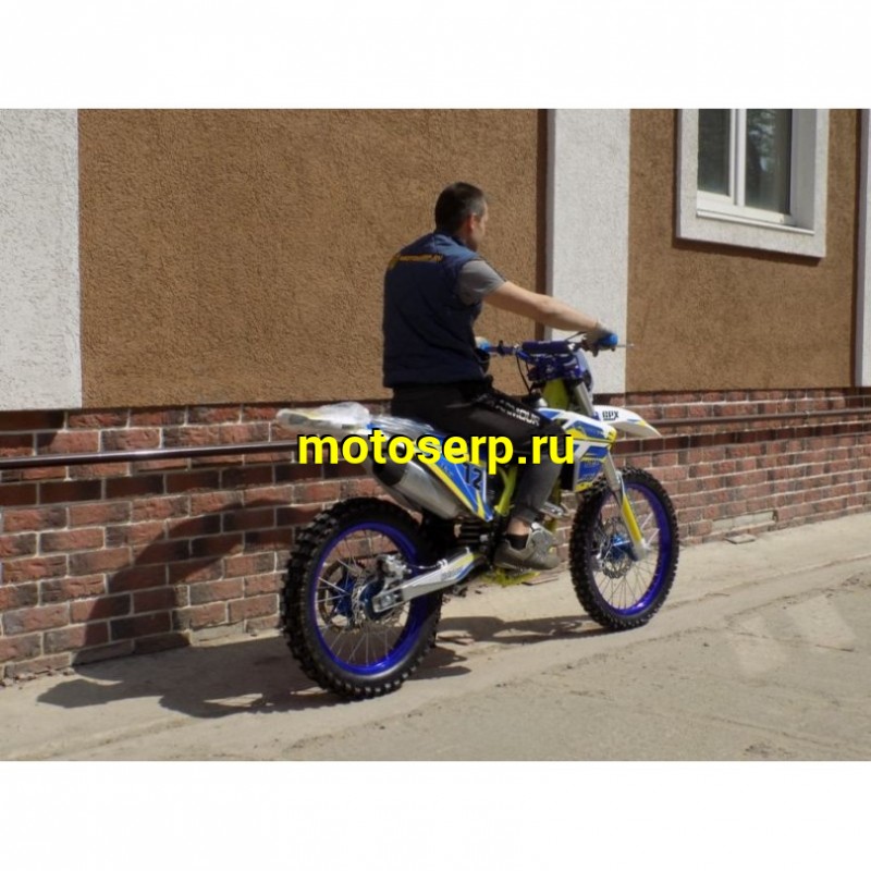 Купить  ====Мотоцикл Кросс/Эндуро Motoland XT250ST 19" (реплика Husqvarna-250), (спортинв) 21/19, 172FMM, 250сс, 4Т, 5 пер., возд.охл (Бер) (шт) (ML 12289 купить с доставкой по Москве и России, цена, технические характеристики, комплектация фото  - motoserp.ru