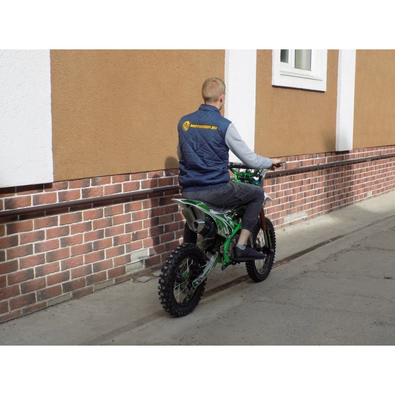 Купить  Питбайк Motoland APEX 140 (спортинв),4Т,140cc, возд-масл. охл., кикст., золотая цепь, регулир. подвеска, фара,моточасы,17"/14" (шт) (ML 9542 (0 купить с доставкой по Москве и России, цена, технические характеристики, комплектация фото  - motoserp.ru