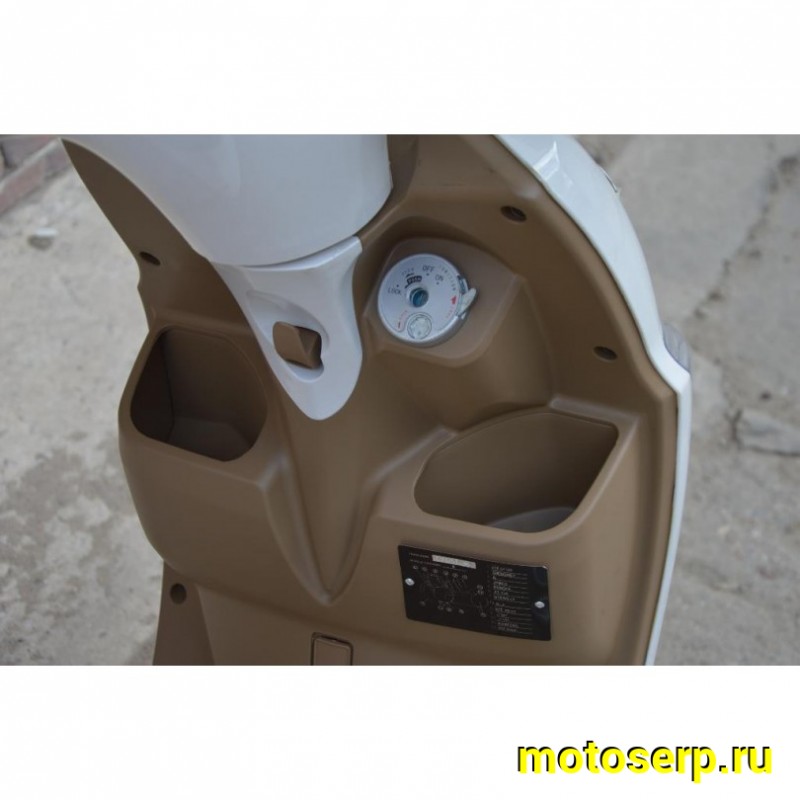 Купить  ====Скутер MOTOLIFE CY125T-3B (Мотолайф Веспа) (реплика VESPA) скол на пластике внизу. 4Т, 125сс, литые 14"/14",  диск./бараб. Белый  (Бер) (шт) (0 купить с доставкой по Москве и России, цена, технические характеристики, комплектация фото  - motoserp.ru