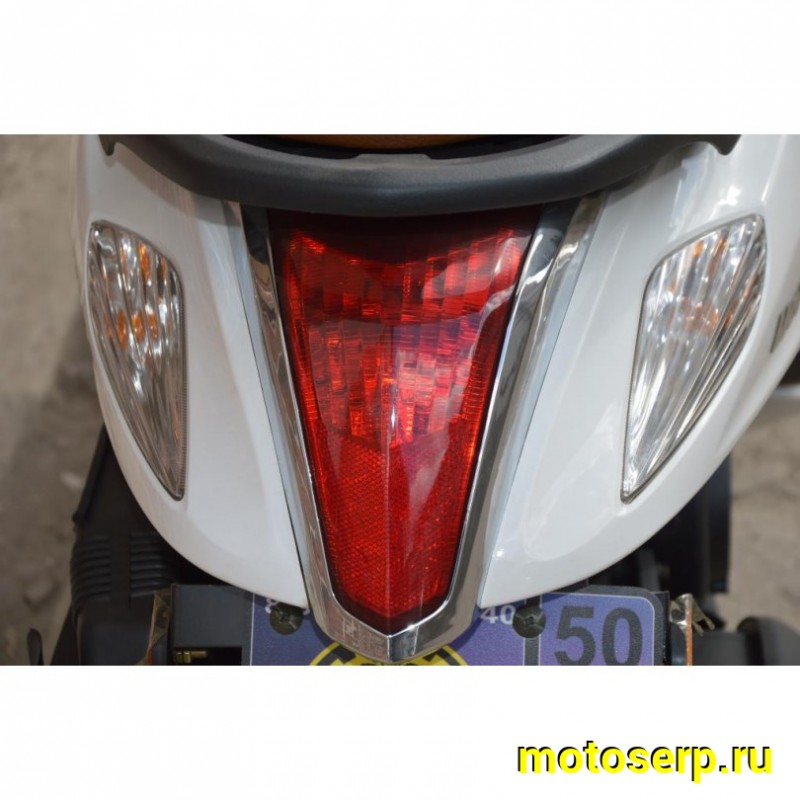 Купить  ====Скутер MOTOLIFE CY125T-3B (Мотолайф Веспа) (реплика VESPA) скол на пластике внизу. 4Т, 125сс, литые 14"/14",  диск./бараб. Белый  (Бер) (шт) (0 купить с доставкой по Москве и России, цена, технические характеристики, комплектация фото  - motoserp.ru