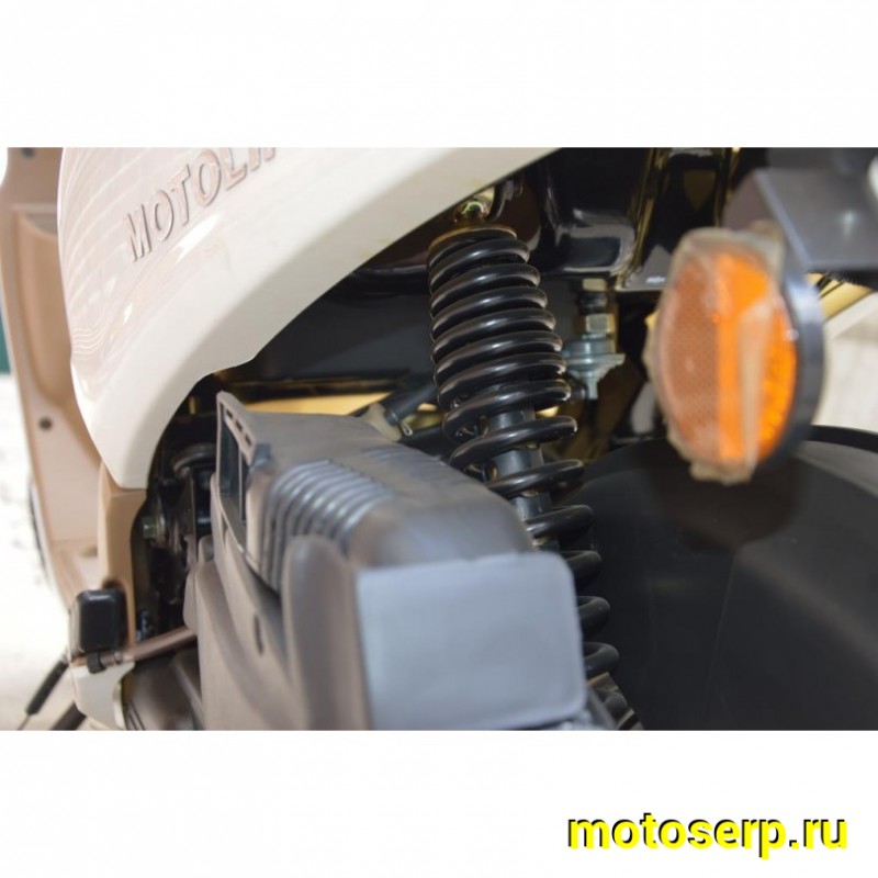 Купить  ====Скутер MOTOLIFE CY125T-3B (Мотолайф Веспа) (реплика VESPA) скол на пластике внизу. 4Т, 125сс, литые 14"/14",  диск./бараб. Белый  (Бер) (шт) (0 купить с доставкой по Москве и России, цена, технические характеристики, комплектация фото  - motoserp.ru