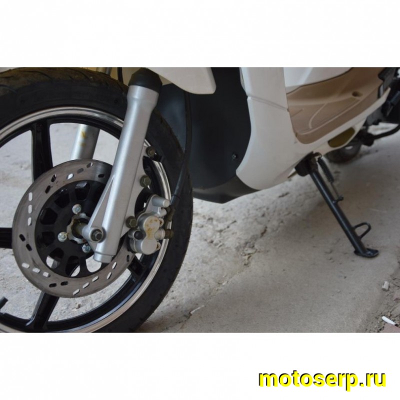 Купить  ====Скутер MOTOLIFE CY125T-3B (Мотолайф Веспа) (реплика VESPA) скол на пластике внизу. 4Т, 125сс, литые 14"/14",  диск./бараб. Белый  (Бер) (шт) (0 купить с доставкой по Москве и России, цена, технические характеристики, комплектация фото  - motoserp.ru