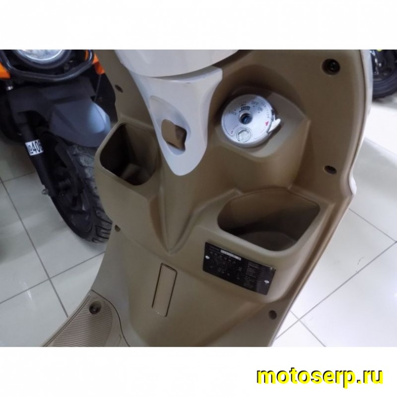 Купить  ====Скутер MOTOLIFE CY125T-3B (Мотолайф Веспа) (реплика VESPA) скол на пластике внизу. 4Т, 125сс, литые 14"/14",  диск./бараб. Белый  (Бер) (шт) (0 купить с доставкой по Москве и России, цена, технические характеристики, комплектация фото  - motoserp.ru
