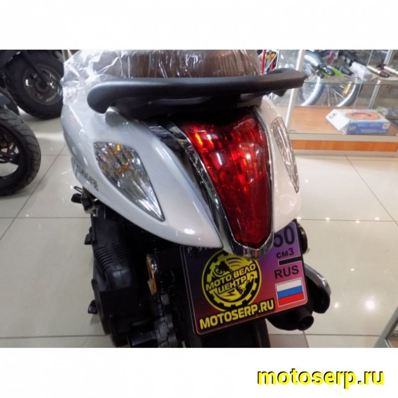 Купить  ====Скутер MOTOLIFE CY125T-3B (Мотолайф Веспа) (реплика VESPA) скол на пластике внизу. 4Т, 125сс, литые 14"/14",  диск./бараб. Белый  (Бер) (шт) (0 купить с доставкой по Москве и России, цена, технические характеристики, комплектация фото  - motoserp.ru